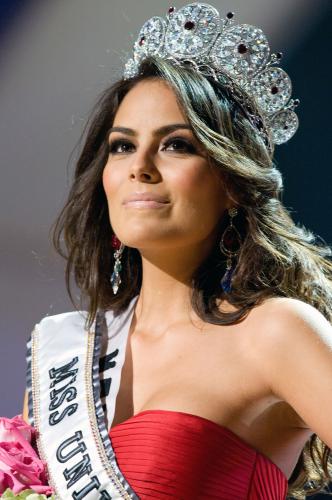 Jimena Ximena Navarrete Rosete is a Mexican model and the current holder