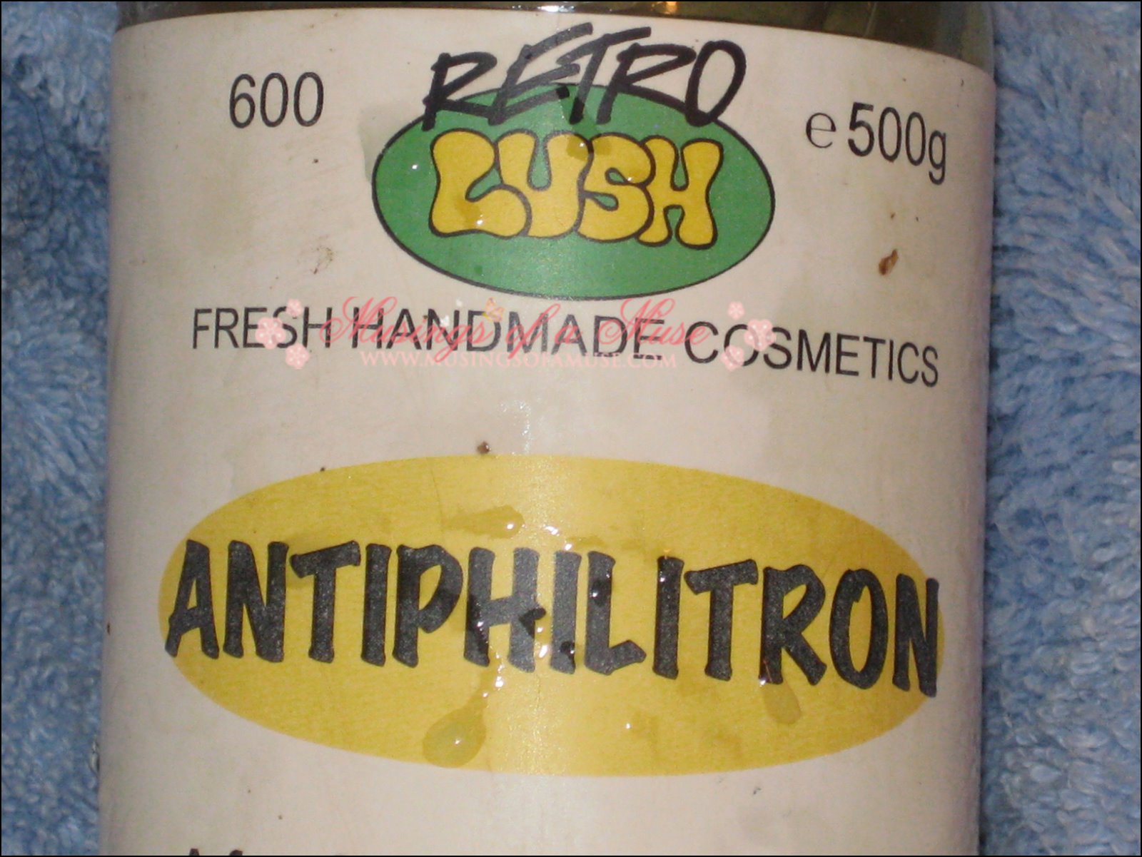 [Lush+Antiphilitron+Shampoo+1.jpg]