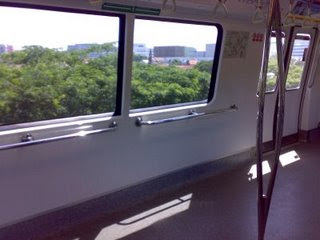 MRT-EmptyCar%2822May09%29.jpg