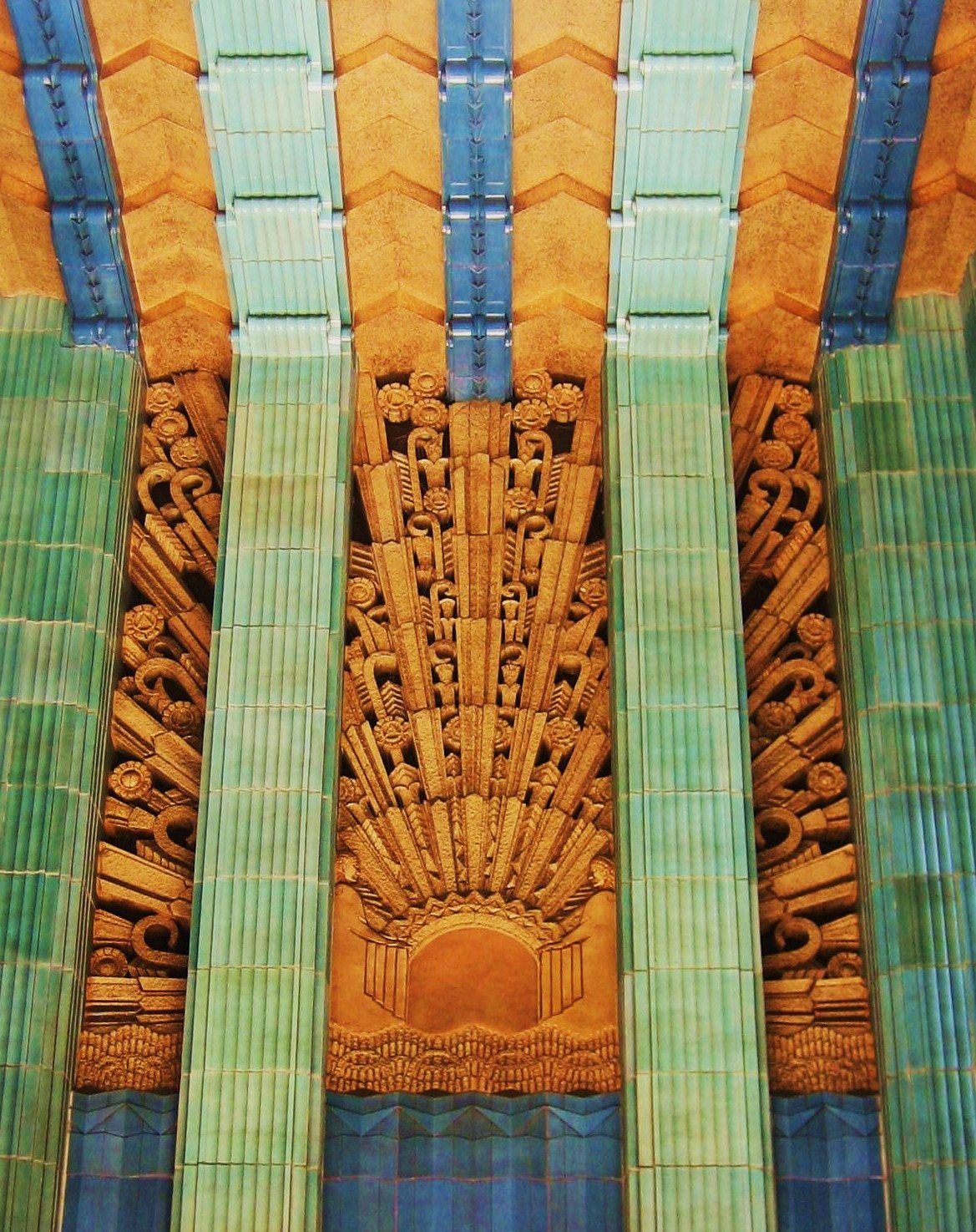 [downtown+art+deco+042.JPG]