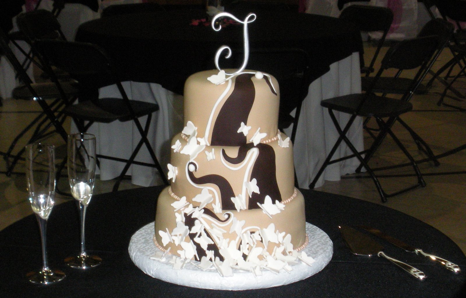 [Chocolate+swirls+butterfly+wedding+cake.jpg]