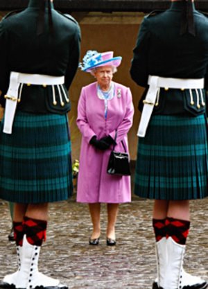 [queen_2.jpg]