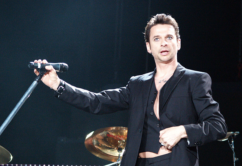 Le Chanteur De Depeche Mode Est Mort