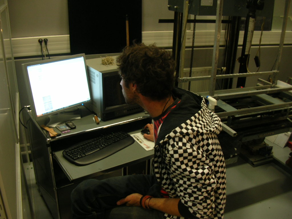 [DSCN3415.JPG]