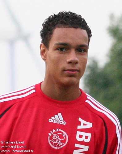 The Best Footballers: Gregory van der Wiel is a international Dutch ...