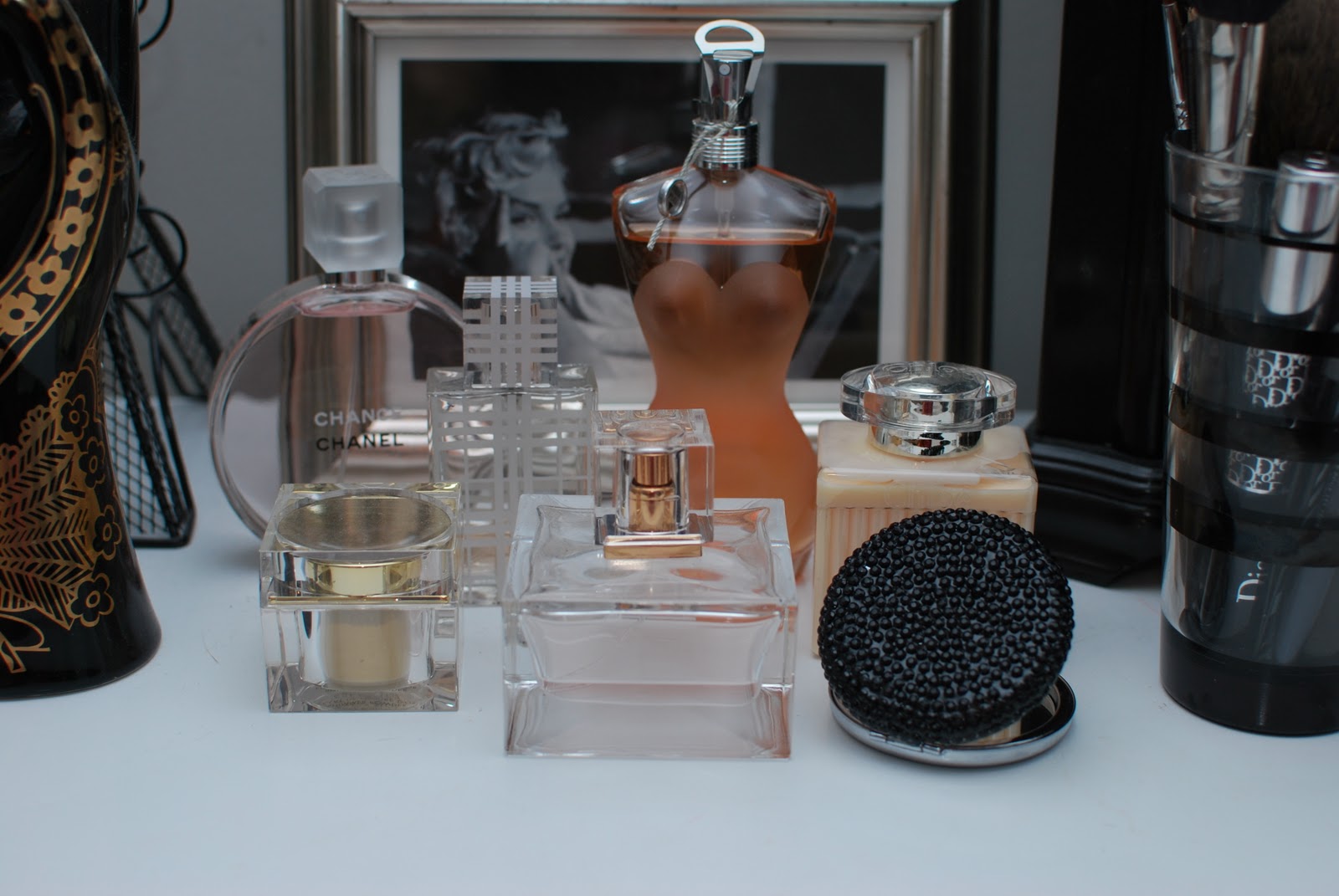 jeff green Wallpapers: Pink, Perfume and stuff&mldr;