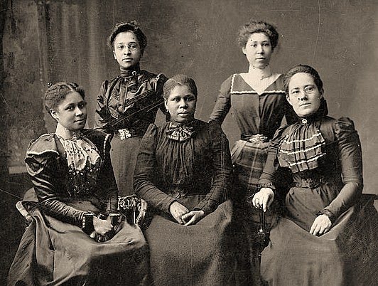 Women in the 19C United States of America: Photo Archives - African  American Women at Work & School in the 1890s