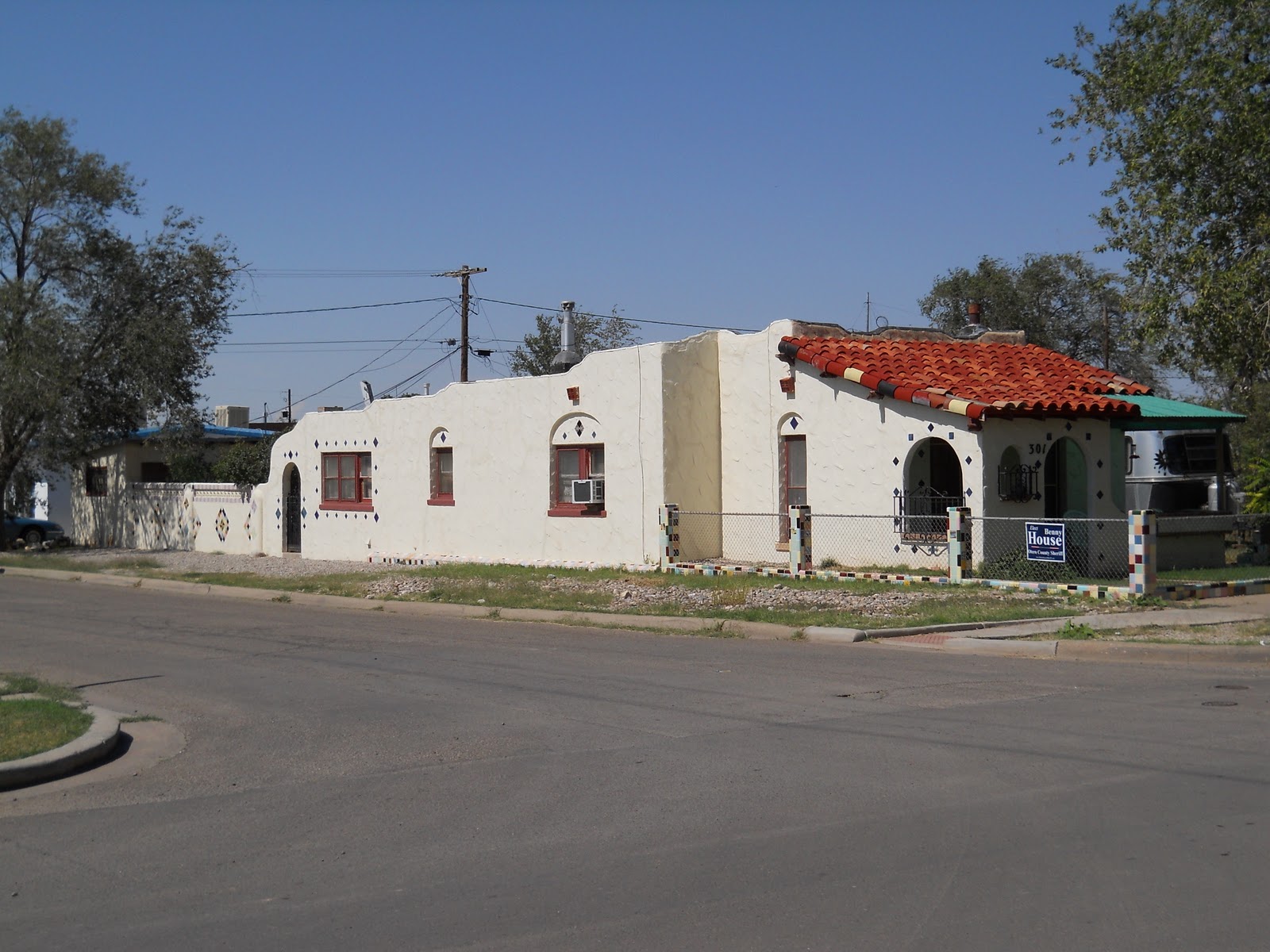 Backyard New Mexico Some Homes of Alamogordo