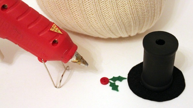 holly embellishments for snowman top hat
