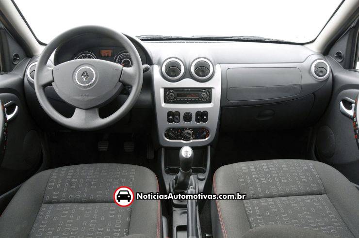 [renault-sandero-vibe-2010-4.jpg]