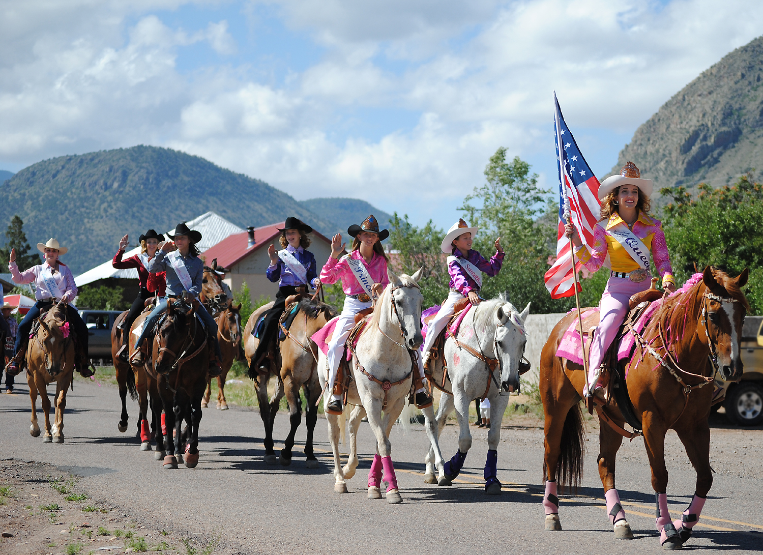 The Laughing Raven 2010 Magdalena Old Timers Parade, Part 3