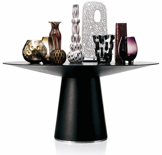 Dining Table, Black-Stained Oak Veneer | Design Interior