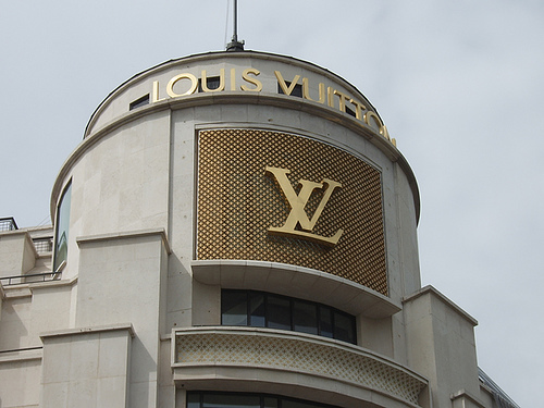 The Be Magazine: LV Closes Paris Stores Early To Preserve Stock