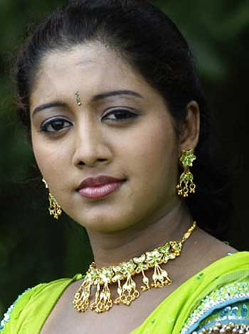[Gopika...jpg]