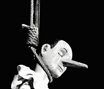 Pinocchio hængt, selvmord?