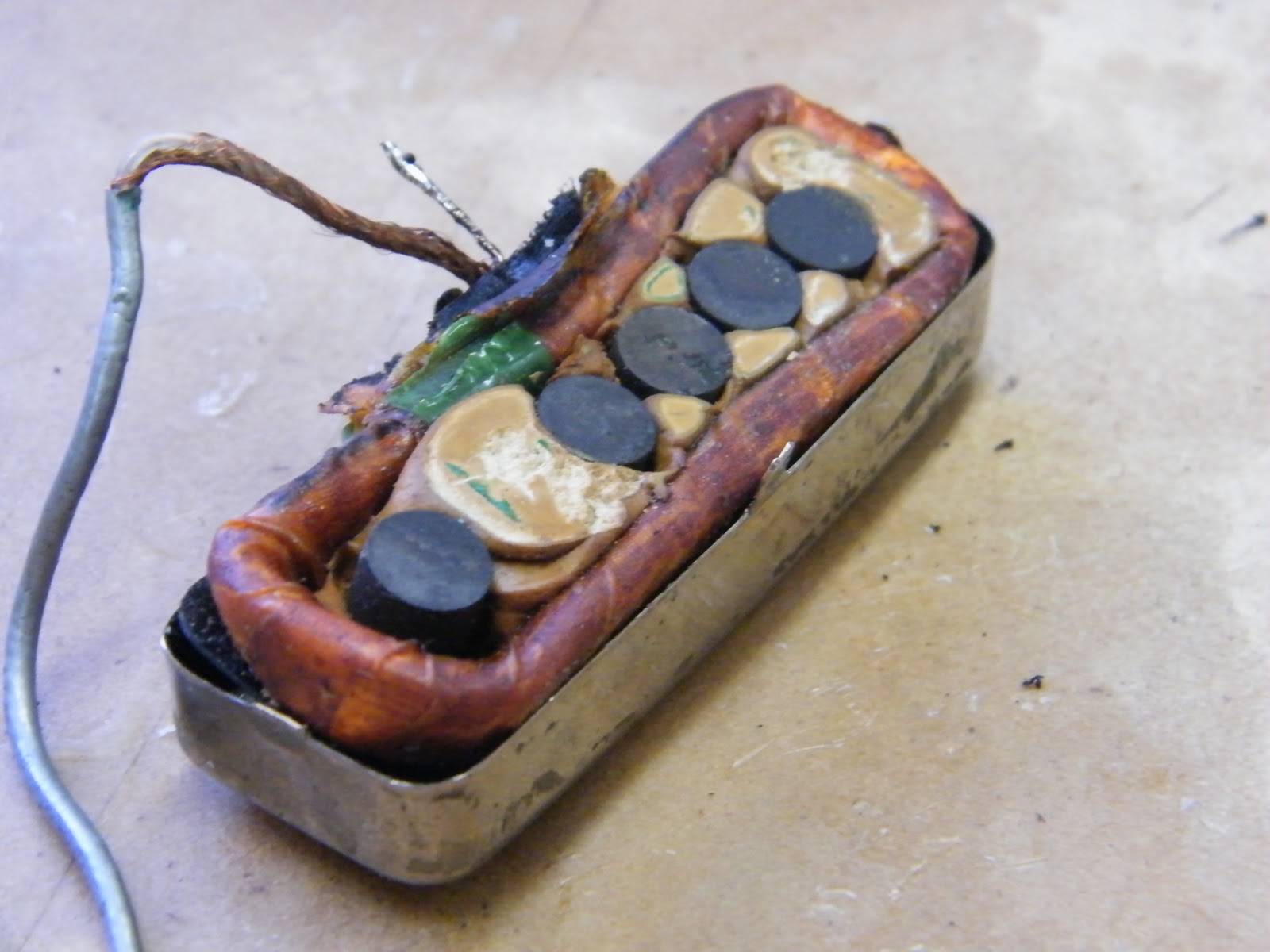 Mr Glyn s Pickups Hofner Pickup re wind