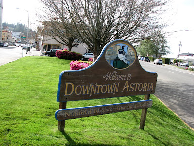 Astoria Downtown Welcome Sign