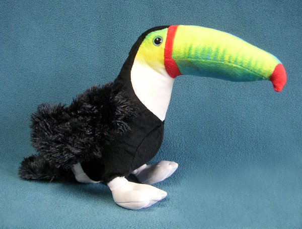[toucan-stuffed-bird-f1341.jpg]