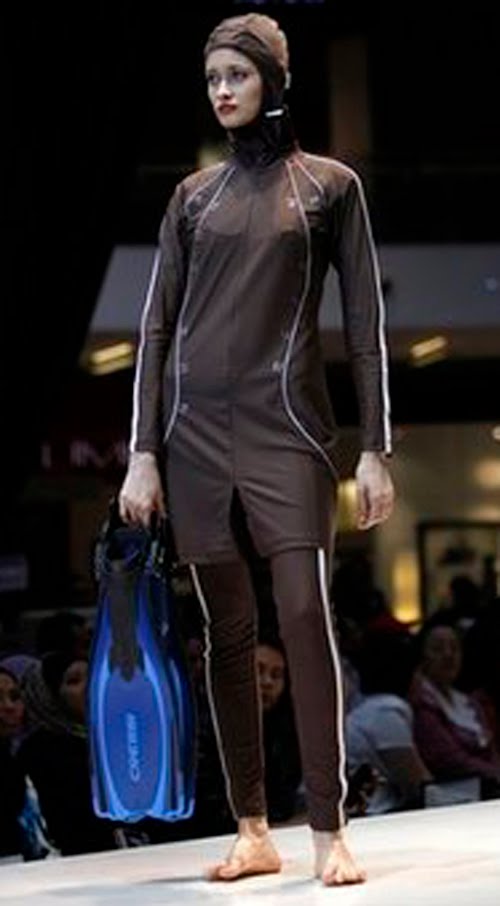 design Muslim veil: MALAYSIA INTERNATIONAL FASHION WEEK SHOW