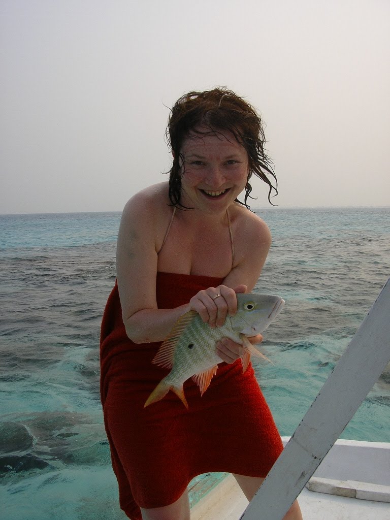 [32.+inca+un+peste.JPG]