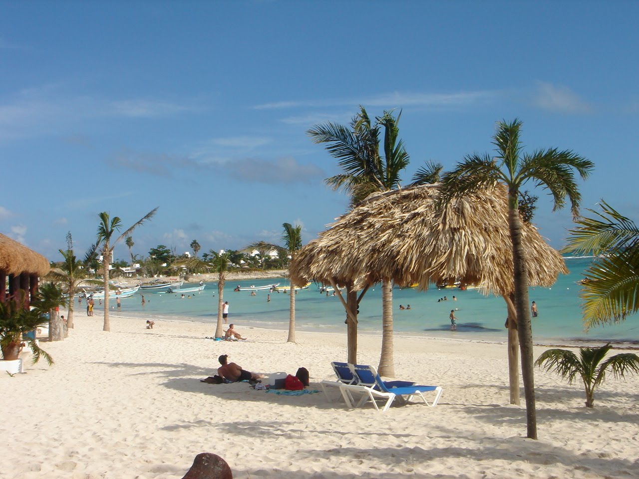 [10.+Cancun+laguna.jpg]