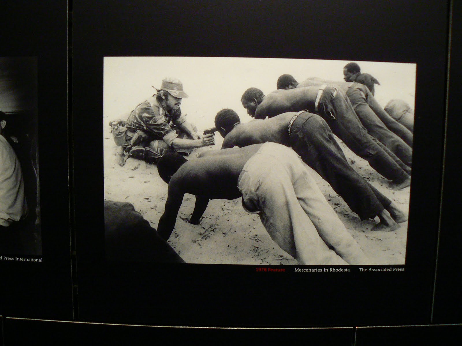 [18.+Newseum.JPG]