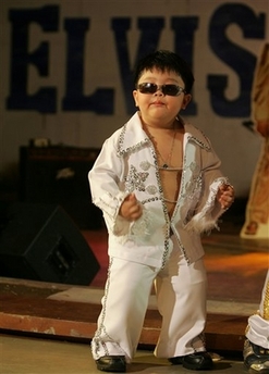 capt_xaf11008191201_philippines_elvis_im