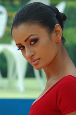 Srilankan Celebrities: Prashadi Ranasinghe Glamor dancer in srilanka