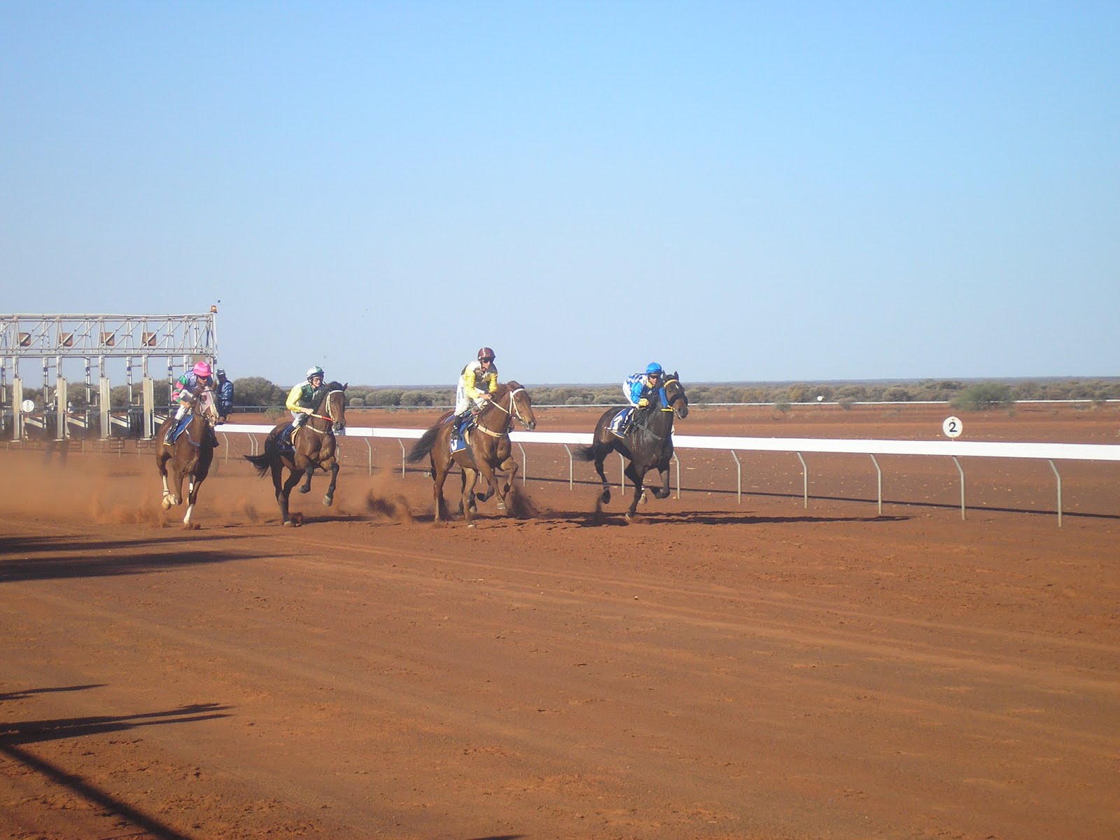 Whereiswitchwae?: Meekatharra Outback festival races