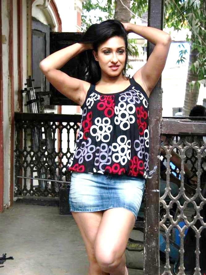 Hot Pics: Rituparna sengupta Hot