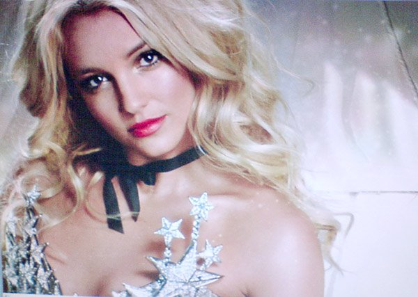 [britneycircuspromo.JPG]