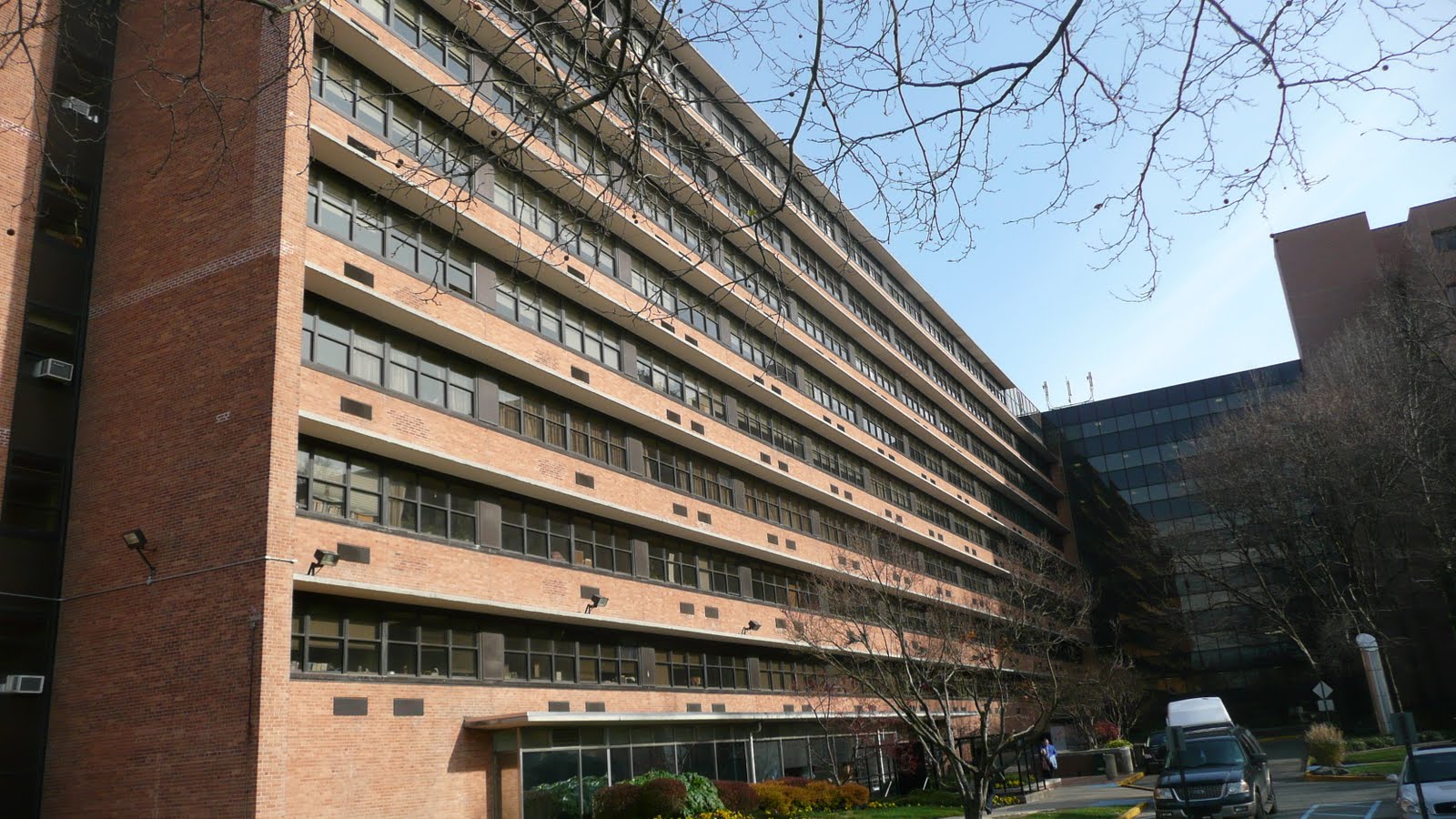 St Joseph Hospital Albert Einstein Medical Center