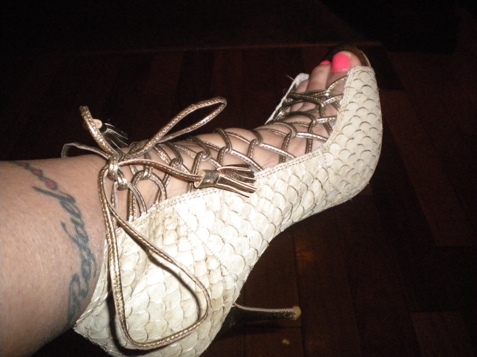 steve madden snakeskin flat sandals
