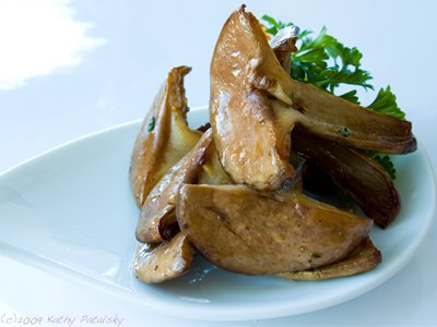 [bluefoot-mushroom-5-400.jpg]