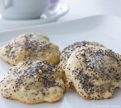 [ginger-poppy-thyme-cookies400-5.jpg]