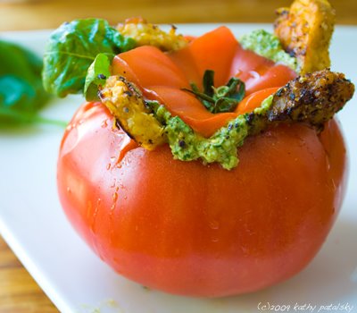[stuffed-tomato-pesto-400-8.jpg]