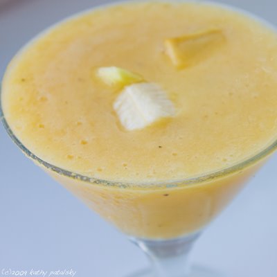 [MANGO-ginger-banana-smoothie-400-3.jpg]