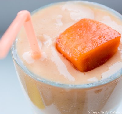 [peach-papaya-smoothie-400-4.jpg]