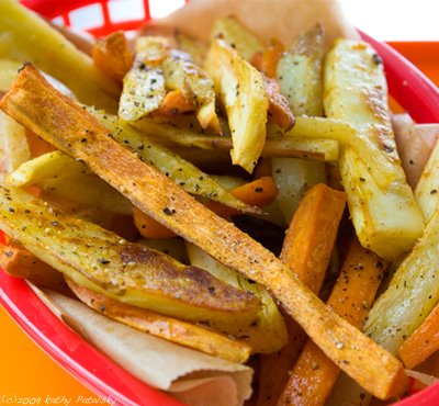 [boardwalk-fries-400-9.jpg]