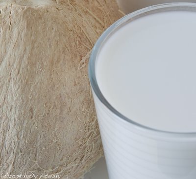 [coconut-milk-beverage-400-3.jpg]