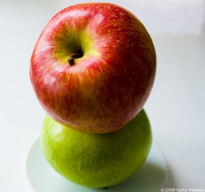 [apples-1.jpg]