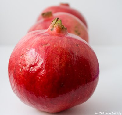 [crushed-pomegranate-juice-37.jpg]