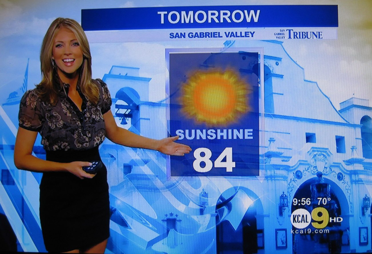 Evelyn Taft is the best weathergirl in the world, catch her @ 8pm on Kcal.