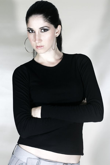 Juliellen Mourão - Modelo