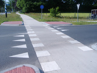 can i cycle on a roads