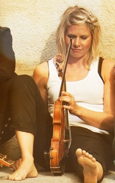 SWEDISH CELEBRITY FEET: Anna Törnqvist SWEDISH CELEBRITY FEET: Anna Törnqvist