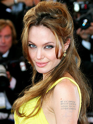 angelina jolie tiger tattoo