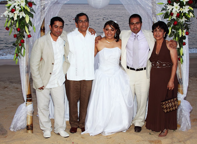 boda en playa, beach wedding, Oaxaca, México, Bodas Huatulco, Wedding Planner boda en playa, beach wedding, Oaxaca, México, Bodas Huatulco, Wedding Planner