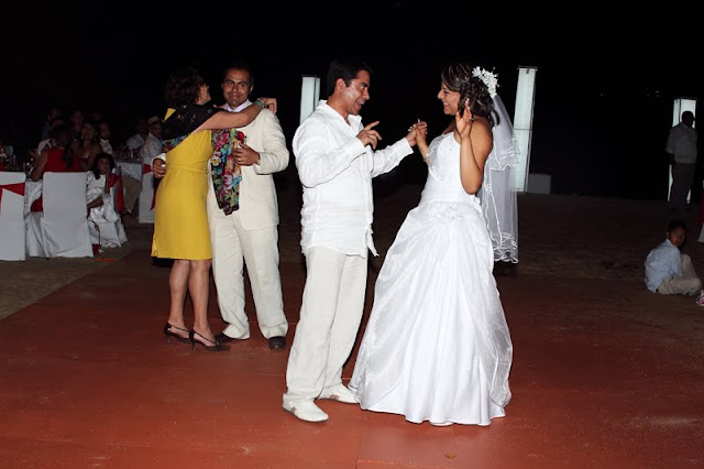 boda en playa, beach wedding, Oaxaca, México, Bodas Huatulco, Wedding Planner boda en playa, beach wedding, Oaxaca, México, Bodas Huatulco, Wedding Planner
