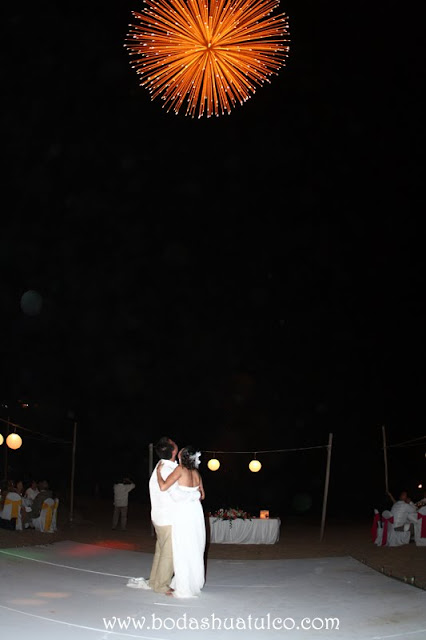 boda en playa, beach wedding, Oaxaca, México, Bodas Huatulco, Wedding Planner boda en playa, beach wedding, Oaxaca, México, Bodas Huatulco, Wedding Planner